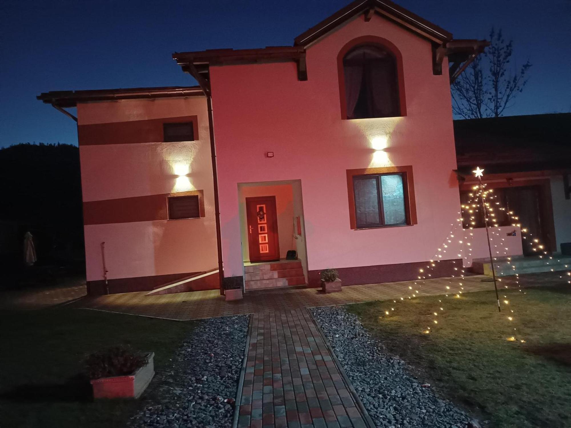 Monadin Villa Relax & Spa Săcele Exterior foto